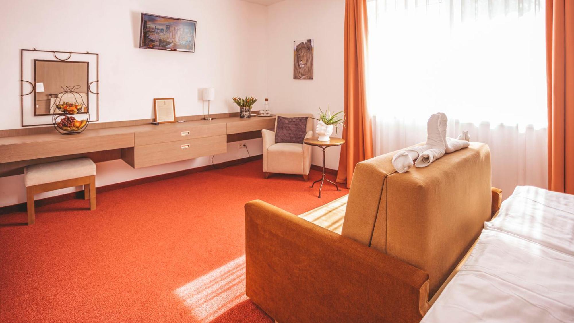 Malkia Penzion Orechová Potôň Exterior foto