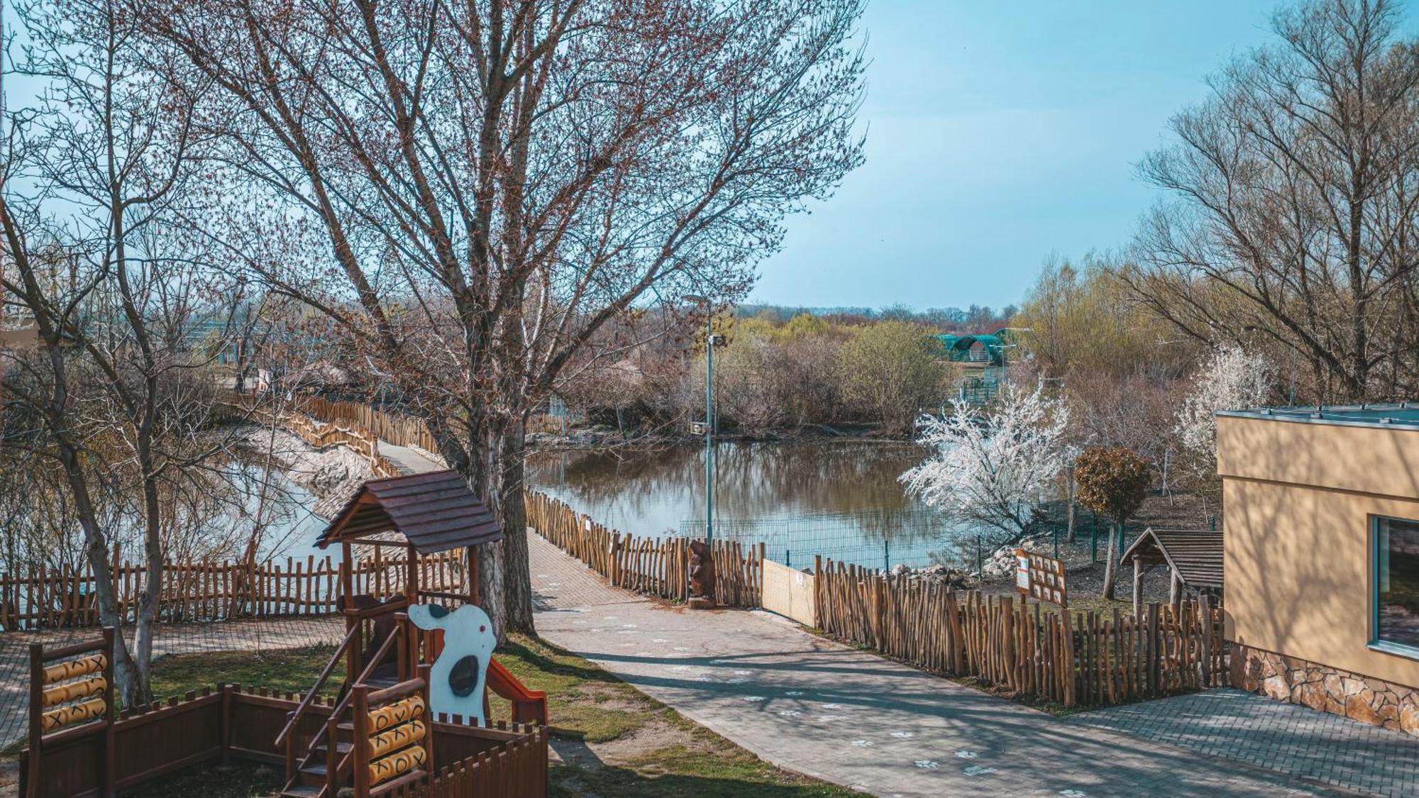 Malkia Penzion Orechová Potôň Exterior foto